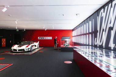 MARANELLO, İTALYA 2021, 10 Ağustos: Ferrari Müzesi Maranello, Modena, Emilia Romagna