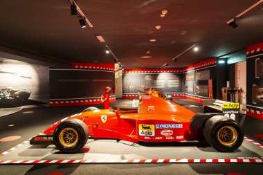 MARANELLO, İTALYA 2021, 10 Ağustos: Ferrari Müzesi Maranello, Modena, Emilia Romagna
