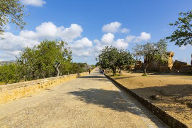 Agrigento, Sicilya 'daki Tapınaklar Vadisi' nde Bizans ve erken dönem Hıristiyan nekropolü