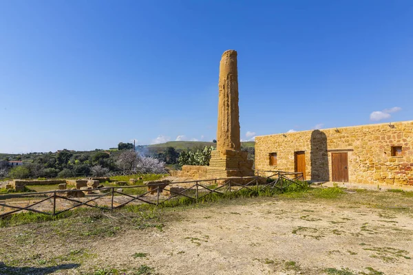 Remains Temple Vulcan Garden Kolymbetra Valley Temples Agrigento — стоковое фото