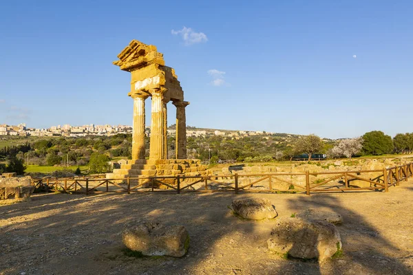 Agrigento Archaeological Park Valley Temples Sanctuary Chthonic Divinities Temple Dioscuri — Stok fotoğraf