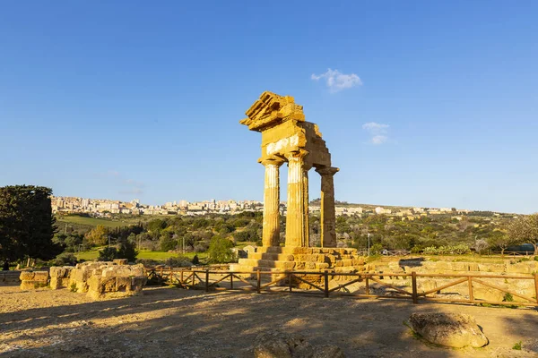 Agrigento Tapınaklar Vadisi Nin Arkeoloji Parkı Kolon Tanrılarının Mabedi Dioscuri — Stok fotoğraf