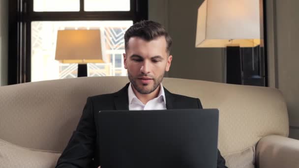 Portrait Happy Business Man Enjoys Success Laptop Hotel Restaurant Work — Stok video