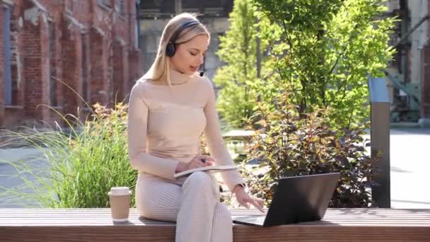 Young Pretty Woman University Student Headset Learning Online Using Laptop — Vídeos de Stock