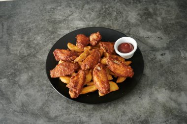 Çeşitli Amerikan yemekleri.