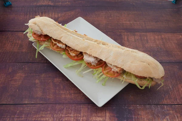 Çeşitli Amerikan yemekleri.