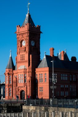 Cardiff bay bina pierhead