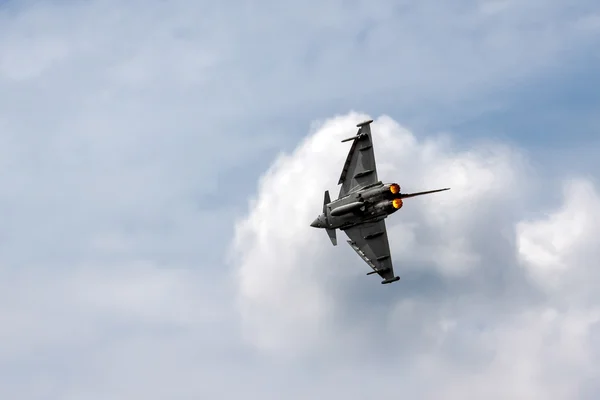Авиашоу Eurofighter на авиашоу Biggin Hill — стоковое фото