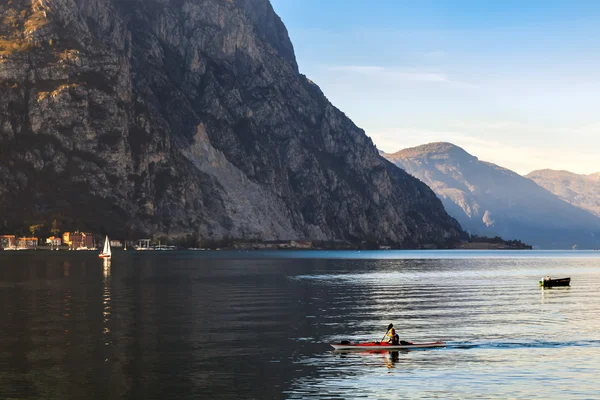 Kayaking on Lake Como at Lecco Italy — Stock Photo, Image