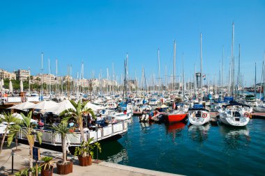 Barselona marina ve yüzen Restoran