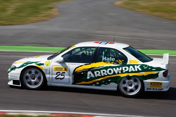 Derek Hale voiture de course Nissan Primera GT Sports Tourer chez Brand — Photo