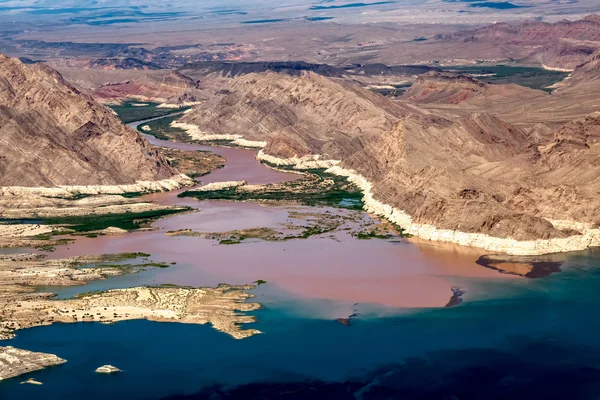 Il fiume Colorado si unisce al lago Mead — Foto Stock