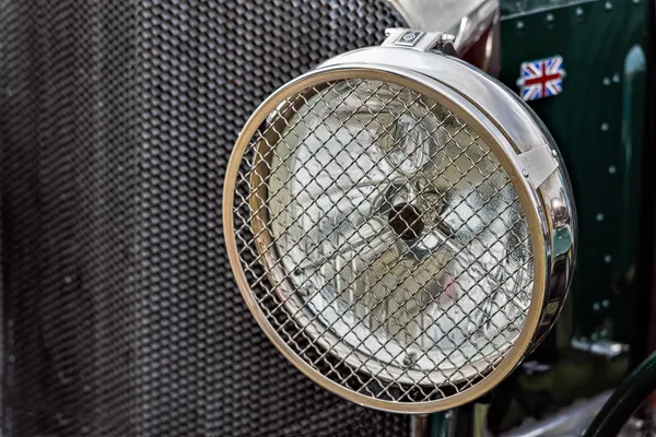 Alte Stirnlampe von Bentley — Stockfoto