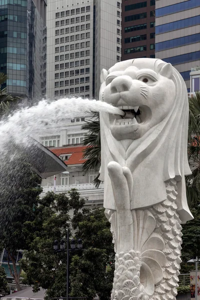 Фонтан Мерлион в Сингапуре — стоковое фото