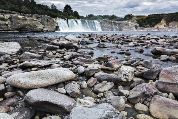 Maruia waterfall — Stock Photo, Image