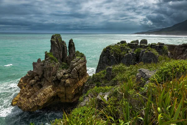 Rochers de crêpes près de Punakaiki — Photo