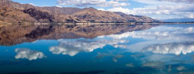 Lake Hawea Panorama