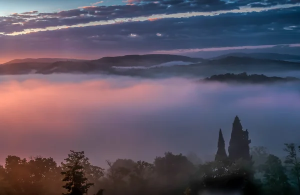 Wschód słońca nad val d Val d'Orcia — Zdjęcie stockowe