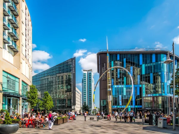 Aliança escultura Centro da Cidade de Cardiff — Fotografia de Stock