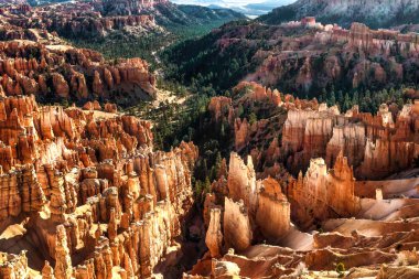 bryce canyon sabahın erken saatlerinde