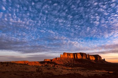 ilk ışınlarını güneş grev fil kaya
