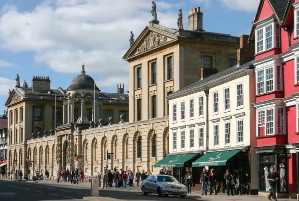 Utsikt längs huvudgatan i Oxford — Stockfoto