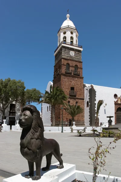 Estátua de leão sorridente em Teguise Lanzarote — Fotografia de Stock