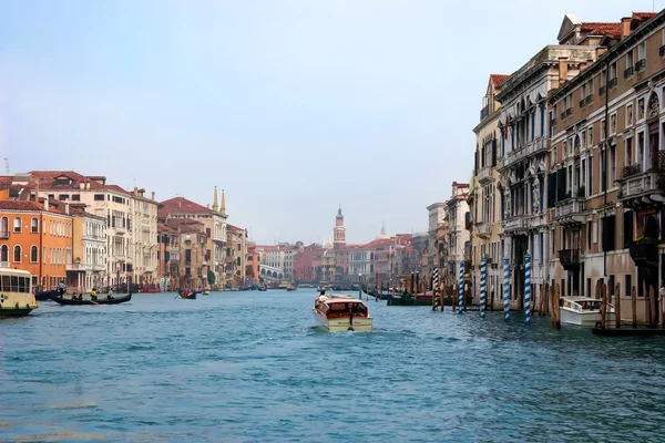 Cruising down the Grand Canal Venice — Stock Photo, Image