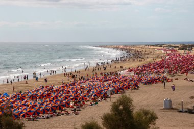 playa del Ingles kumsala maspalomas gran canaria görünümünü
