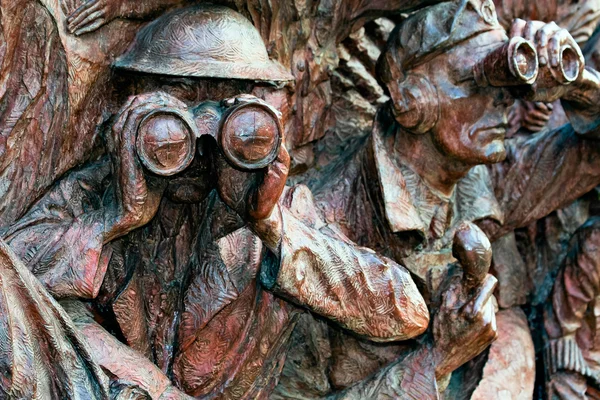 Close-up van een deel van de slag van Groot-Brittannië monument op de embank — Stockfoto