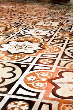 duomo Katedrali yerde görmek