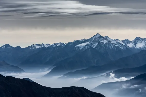Vista de Monte Bianco (Mont Blanc) Valle d 'Aosta Italy — Fotografia de Stock