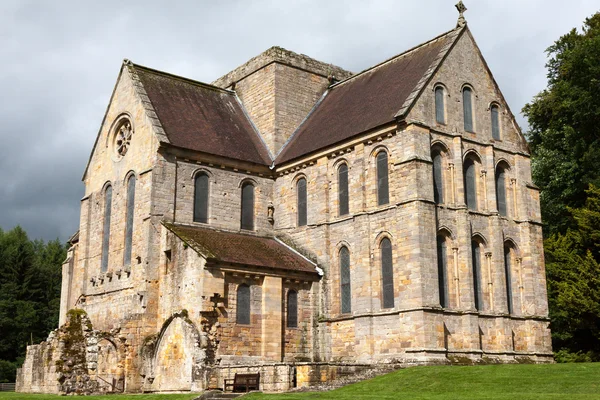 Blick auf Gebäude der Abtei von Brinkburn — Stockfoto