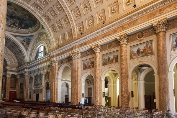 Vista interna Basílica de San Nicolo Lecco Itália — Fotografia de Stock