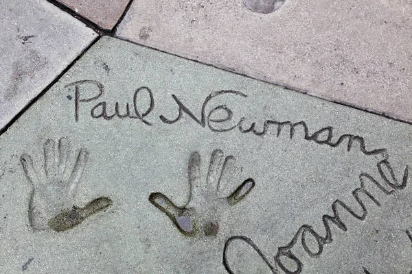 Paul Newman signature and handprints Hollywood — Stock Photo, Image