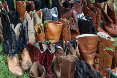 boots Satılık satırlarının