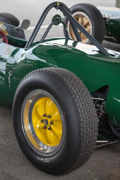 Vista parcial de un coche de carreras vintage —  Fotos de Stock