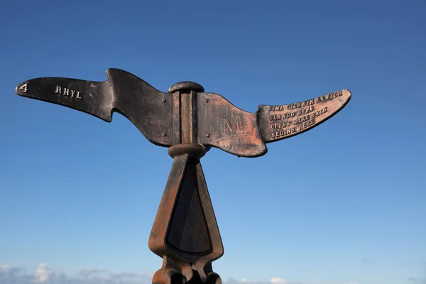 Panneau indiquant le début du sentier de la digue d'Offa — Photo