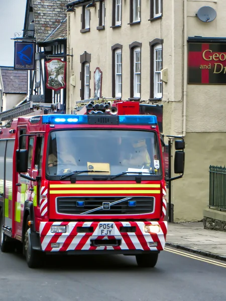 Fire engine on a shout in Conwy — Stock Photo, Image