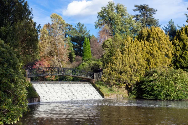 Sheffield Park Garden in autumn — Stock Photo, Image