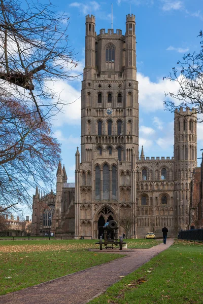 Exterior view of Ely Cathedral — Stock Photo, Image