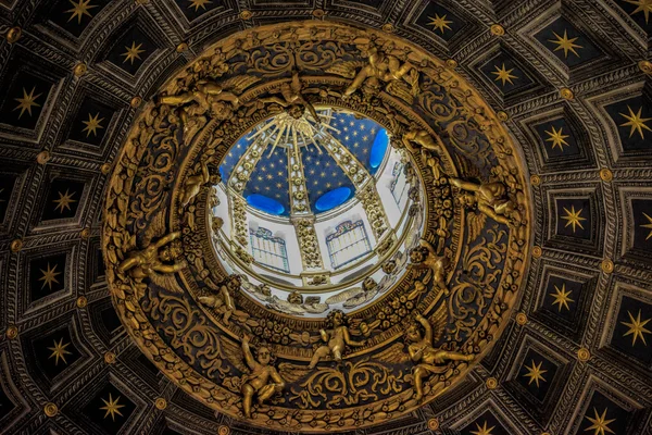 Widok wnętrza Katedra Siena — Zdjęcie stockowe