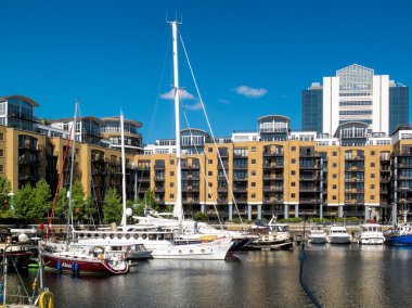 Aziz katherine Londra dock