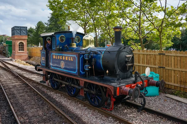 Bluebell-Dampfmaschine in Ostgrinstead — Stockfoto