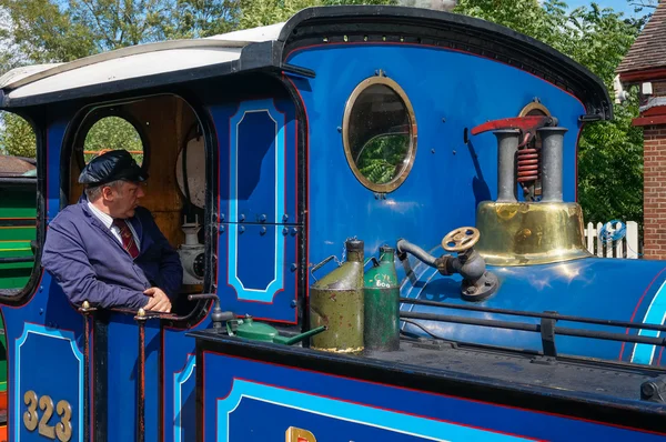 Motor a vapor com vista parcial Bluebell na Estação Sheffield Park — Fotografia de Stock