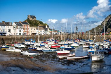 Ilfracombe harbour clipart