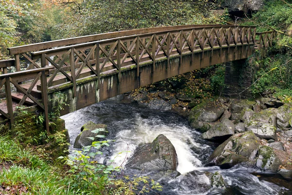 Bro över floden east lyn — Stockfoto