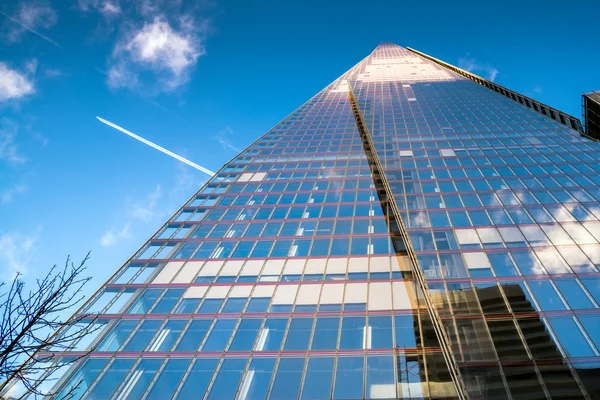 Weergave van het horizontale gebouw Shard — Stockfoto