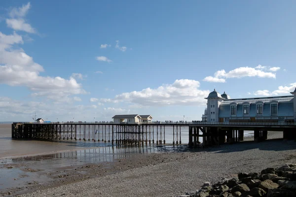 CARDIFF UK MARCH 2014 - Vista do Penarth Pier — Fotografia de Stock