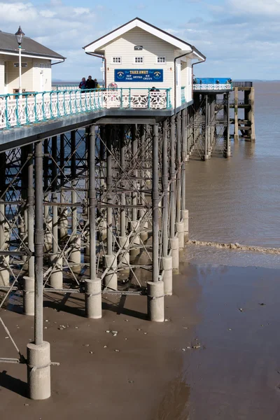 Velká Británie Cardiff březen 2014 - pohled penarth pier — Stock fotografie